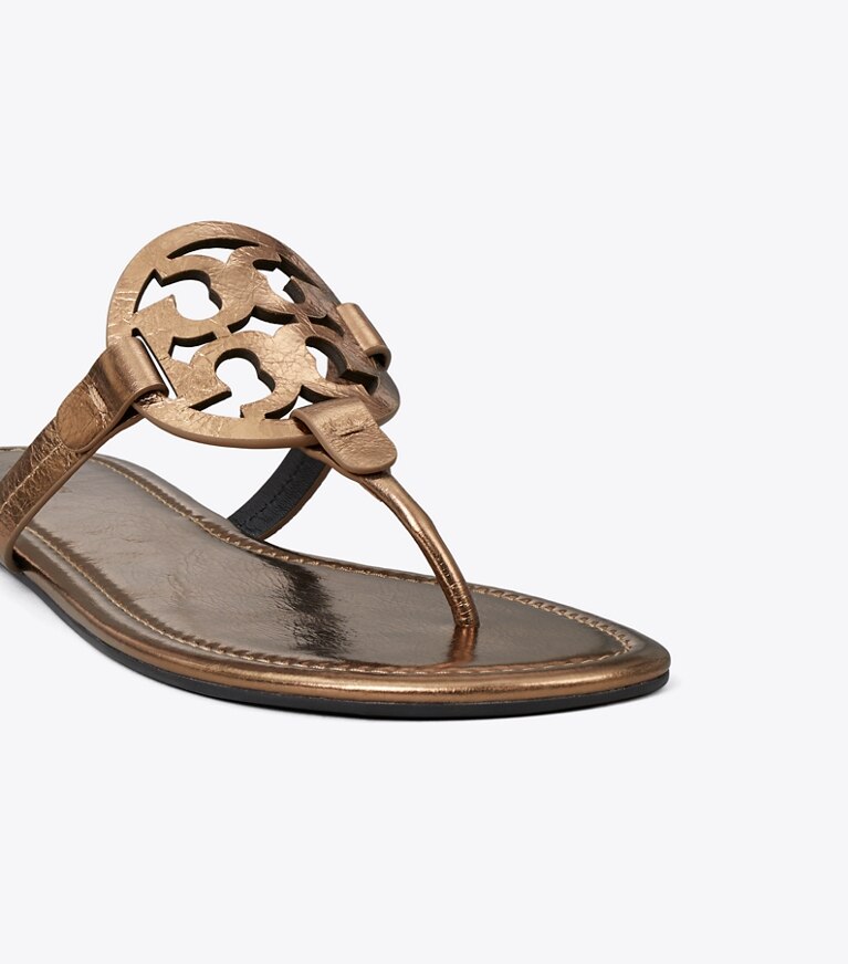 Tory Burch diseñador sandalias Sandalia Miller en COPPER FREEZE detalle