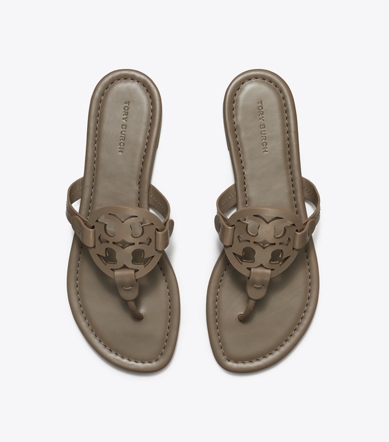 Tory Burch diseñador sandalias Sandalia Miller en SMOKY BROWN vista superior