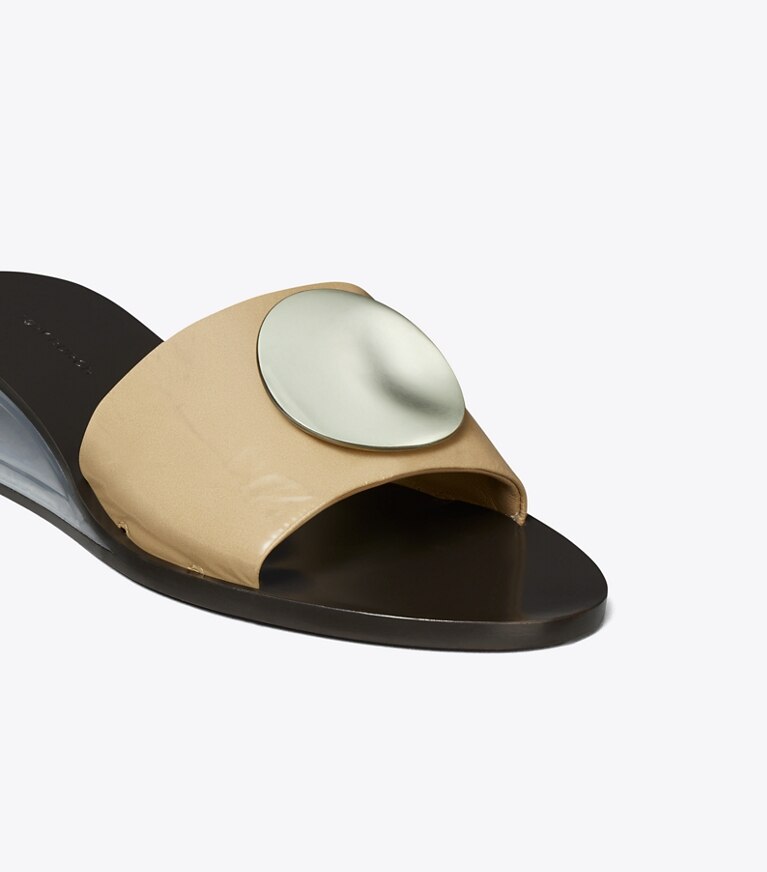 Tory Burch diseñador sandalias Sandalia Patos con cuña en CHATEAU GRAY / SILVER detalle