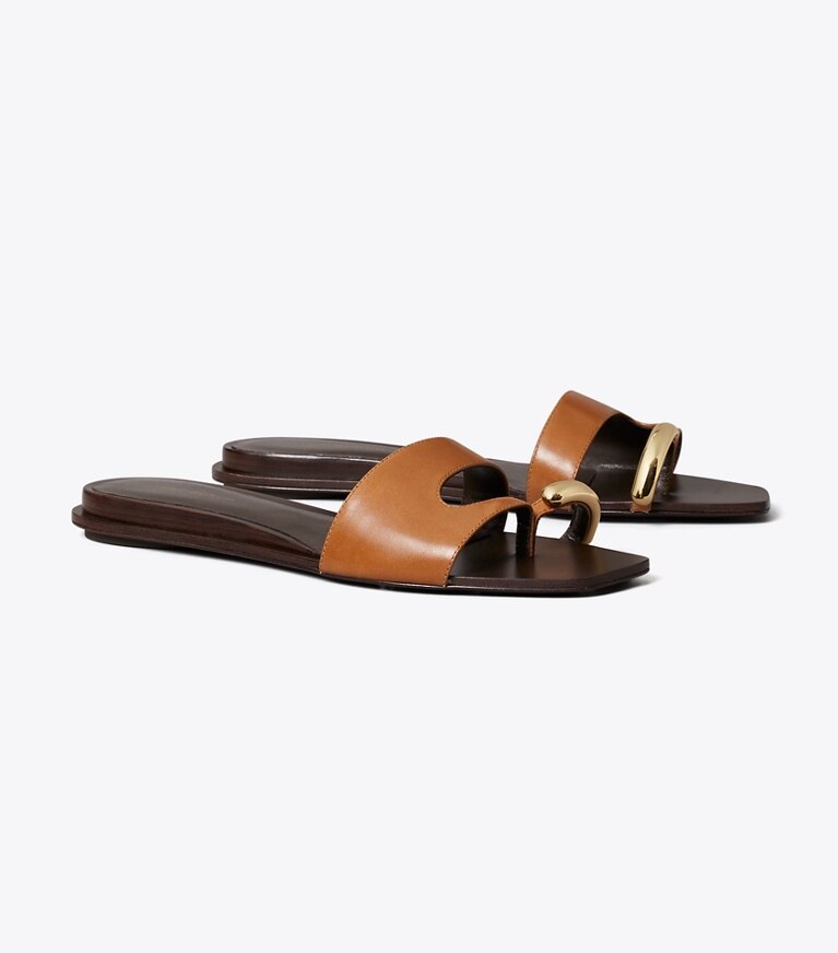 Tory Burch diseñador sandalias Sandalia Pierced en TAN / GOLD ángulo
