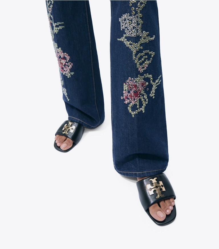 Tory Burch diseñador sandalias Sandalias Charlie Cuoio en PERFECT BLACK adicional en modelo