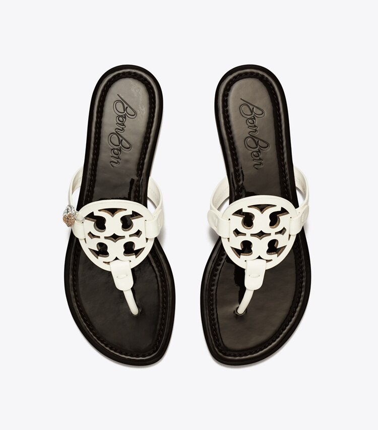 Tory Burch designer sandali Sandalo Miller in vernice con ciondolo x BonBon in COLA superiore