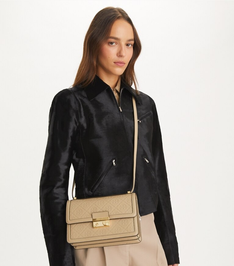 Tory Burch designer schultertaschen Schultertasche aus Leder mit T-Monogramm in Fresh Clay angle