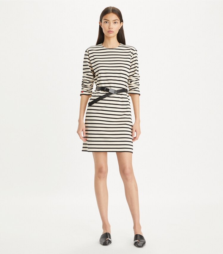Tory Burch designer ドレス スクラッチスリーブ ジャージー Tシャツドレス in Light Ivory / Black モデル前面