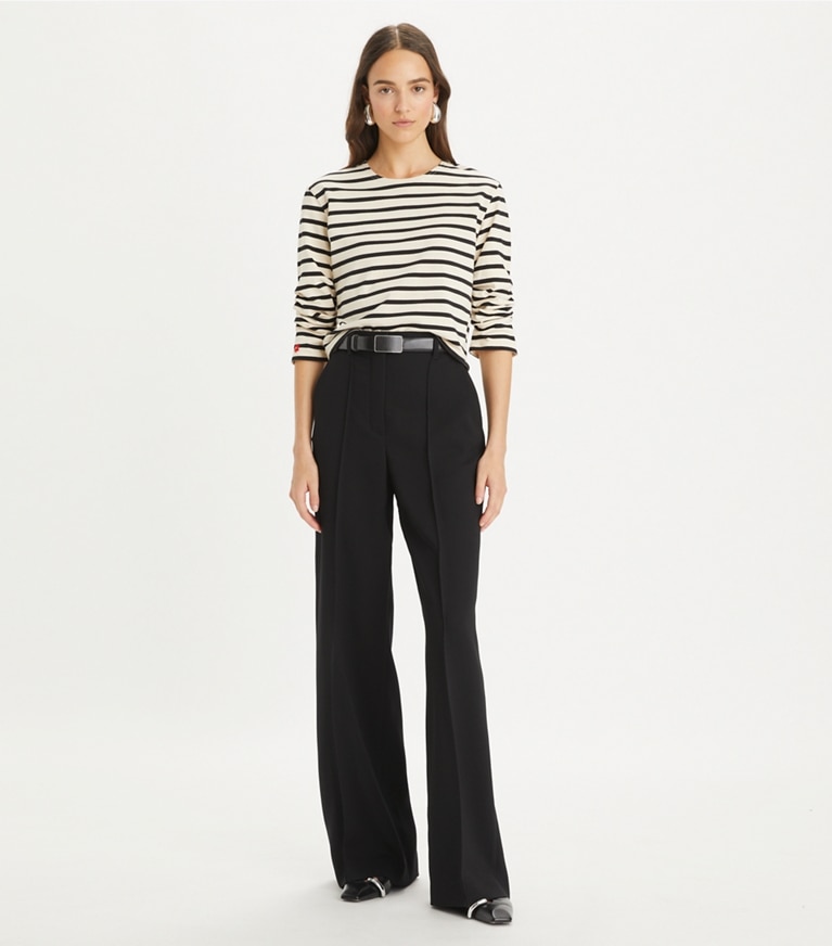 Tory Burch designer トップス スクランチスリーブ Tシャツ in Light Ivory / Black front