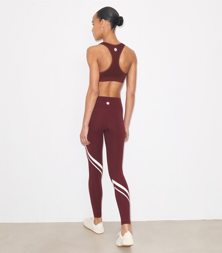 Tory Burch designer unterteile Sculpt Leggings mit diagonalem Chevronmuster in Winetasting on model back