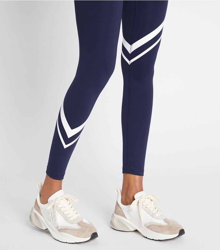 Tory Sport designer unterteile Sculpt Leggings mit diagonalem Chevronmuster in Tory Navy front