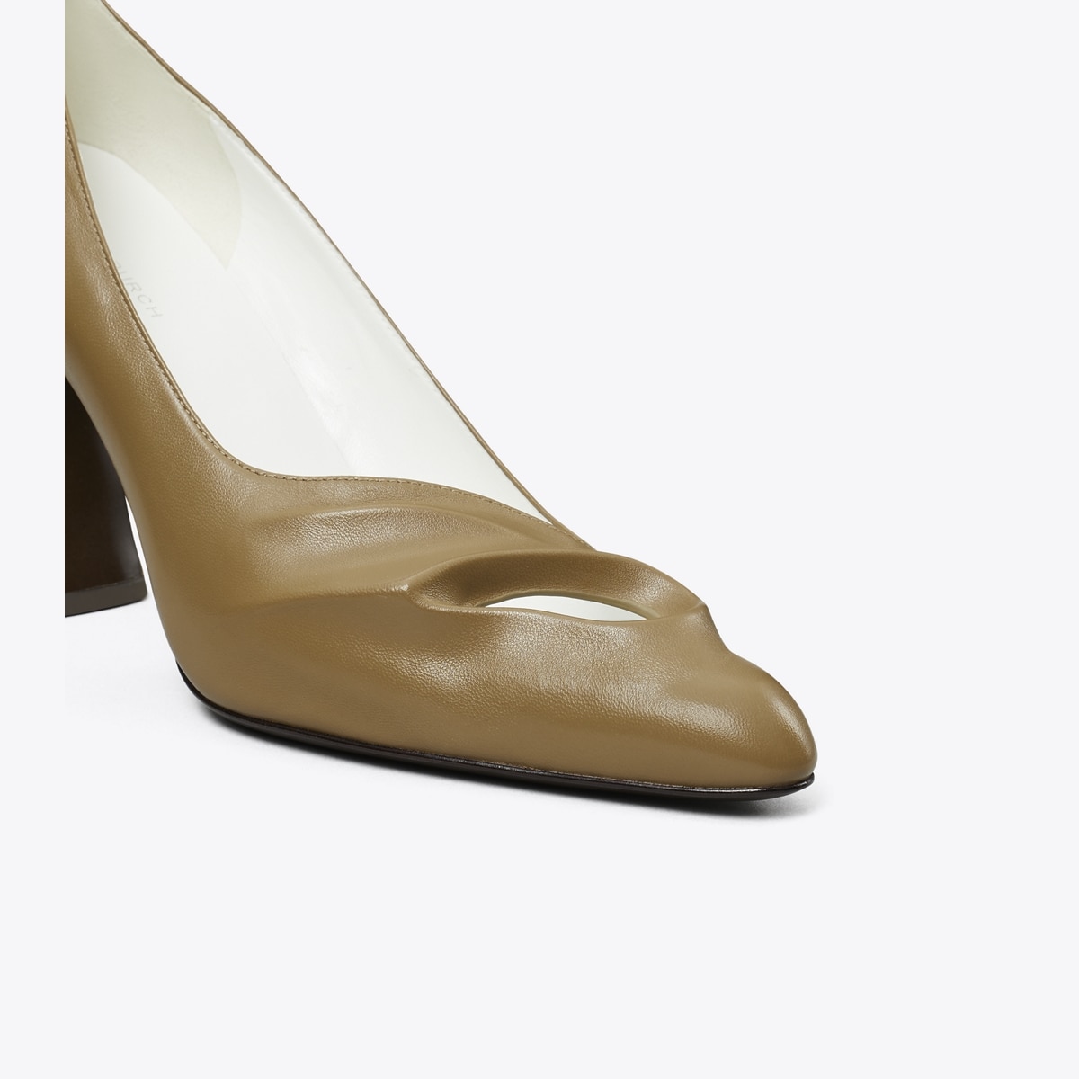 もあ　HEART MOTIF POINTED TOE PUMPS もあ様専用 HEART MOTIF POINTED TOE PUMPS