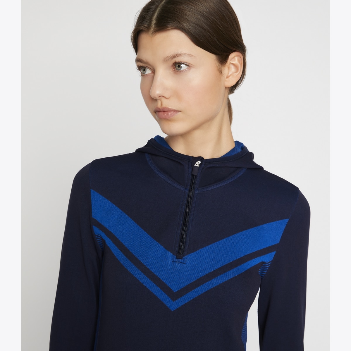 【TORY SPORT】CROPPED HALF-ZIP LONG-SLEEVE TOP seamless-half-zip-chevron-long