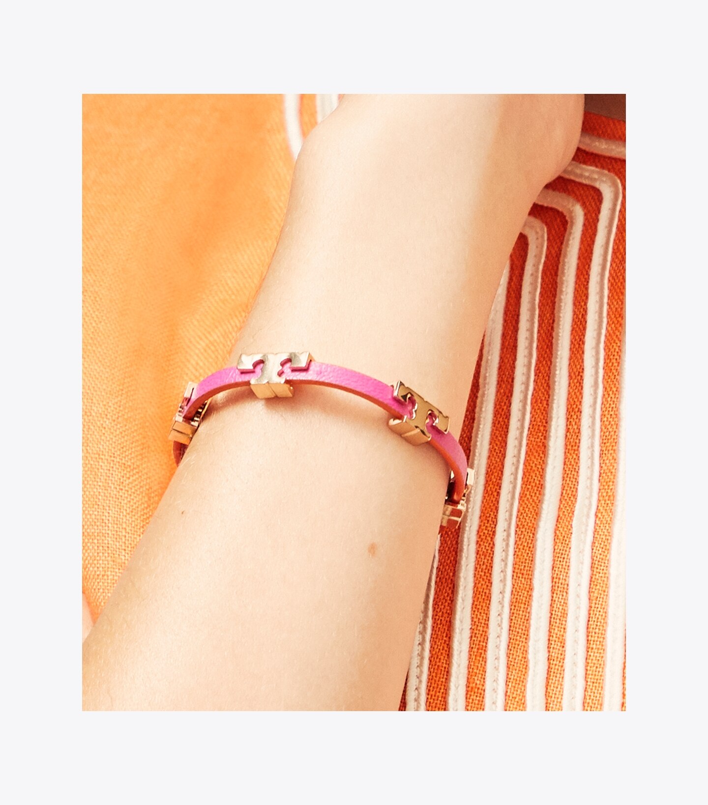 Serif-T Single Wrap Bracelet