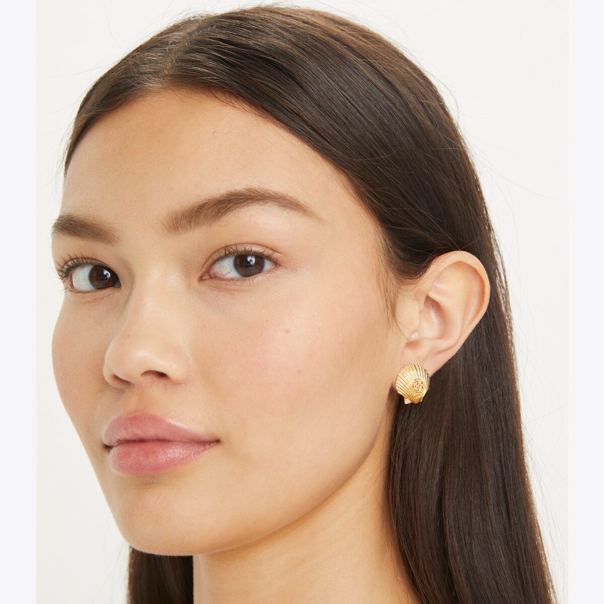 【Tory Burch】国内発送★Essential Stud Earrings essential-stud-earring-front.