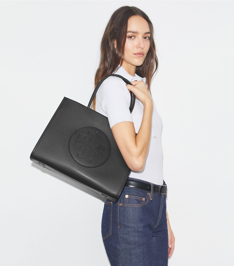 Tory Burch designer borse shopping Shopping Ella Bio piccola in Black accessory on model