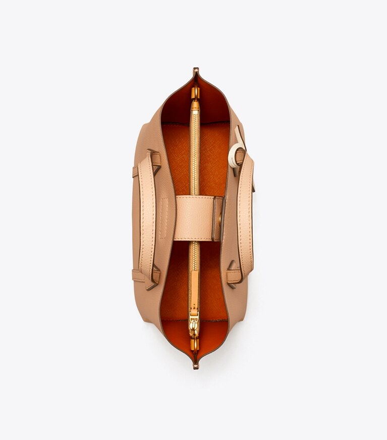 Tory Burch designer borse shopping Shopping Perry piccola a tre scomparti in Devon Sand angle