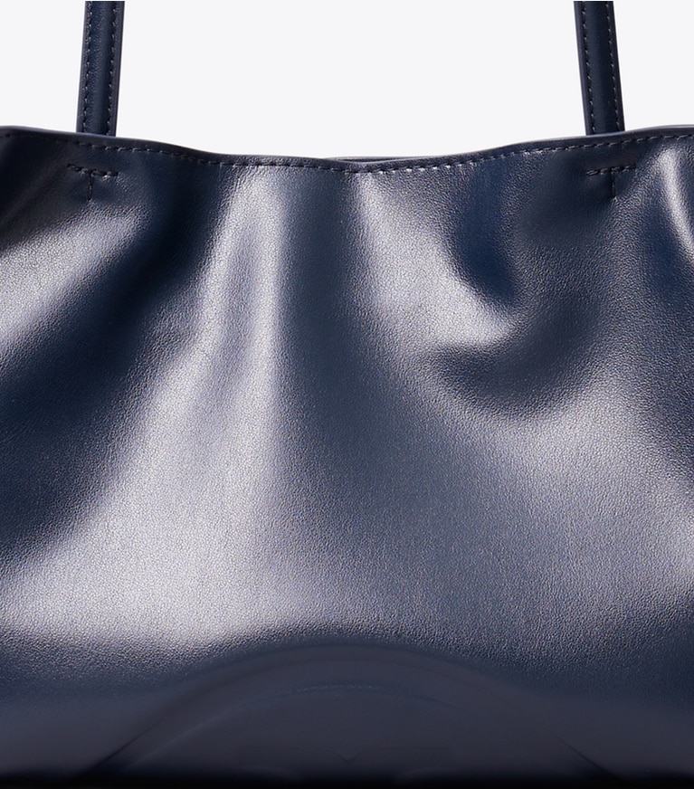 Tory Burch designer borse shopping Shopping piccola con coulisse Ella natuura™ in New Navy dettaglio