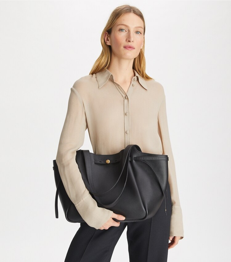 Tory Burch designer borse shopping Shopping Romy in Black additional on model