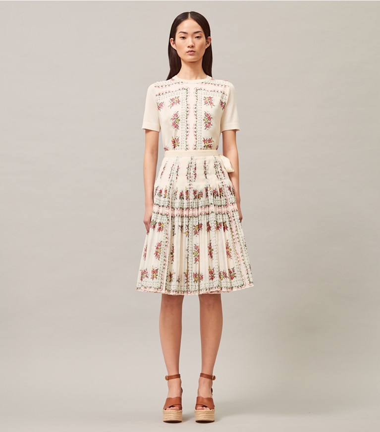 Tory Burch designer sweaters Short-Sleeve Printed Pullover in Garden Veil front