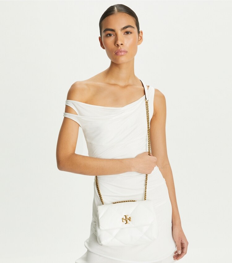 Tory Burch designer borse a tracolla Shoulder bag piccola convertibile Kira con trapuntatura a diamante in Blanc additional on model