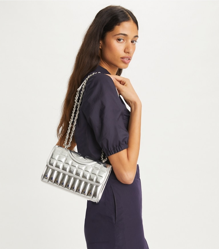 Tory Burch designer borse a tracolla Shoulder bag piccola Fleming convertibile metallizzata matelassé in Silver angle