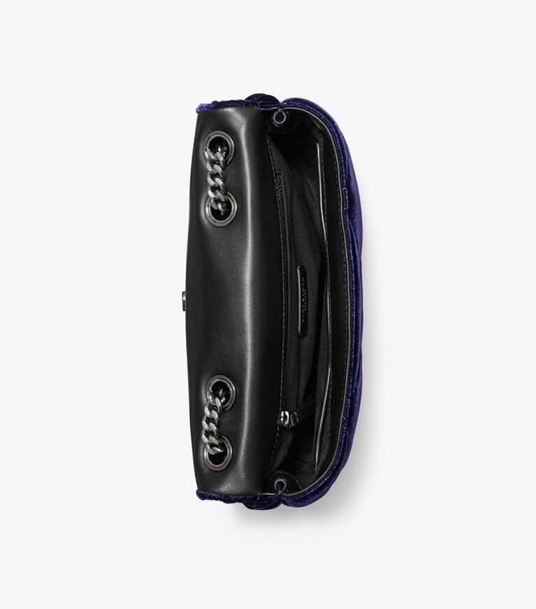 Tory Burch designer borse a tracolla Shoulder bag piccola Kira con trapuntatura a diamante in velluto e pavé in PERFECT NAVY superiore