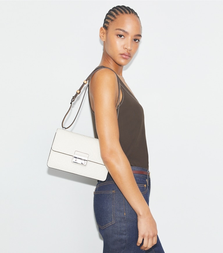 Tory Burch designer borse a tracolla Shoulder bag T Monogram martellata in Warm White angle