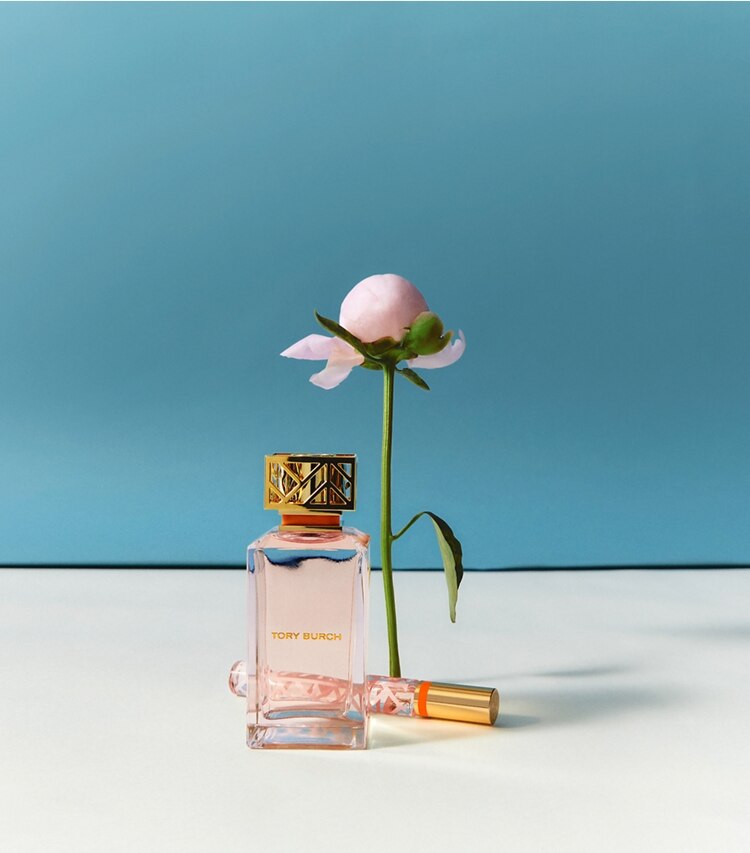Tory Burch designer perfume Signature Eau de Parfum Rollerball Cracker in ORANGE editorial