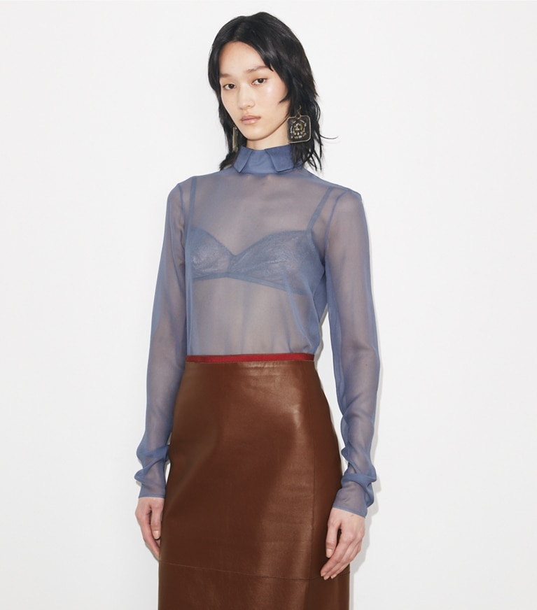 Tory Burch designer tops Silk Collared Top in Lavender on model detail