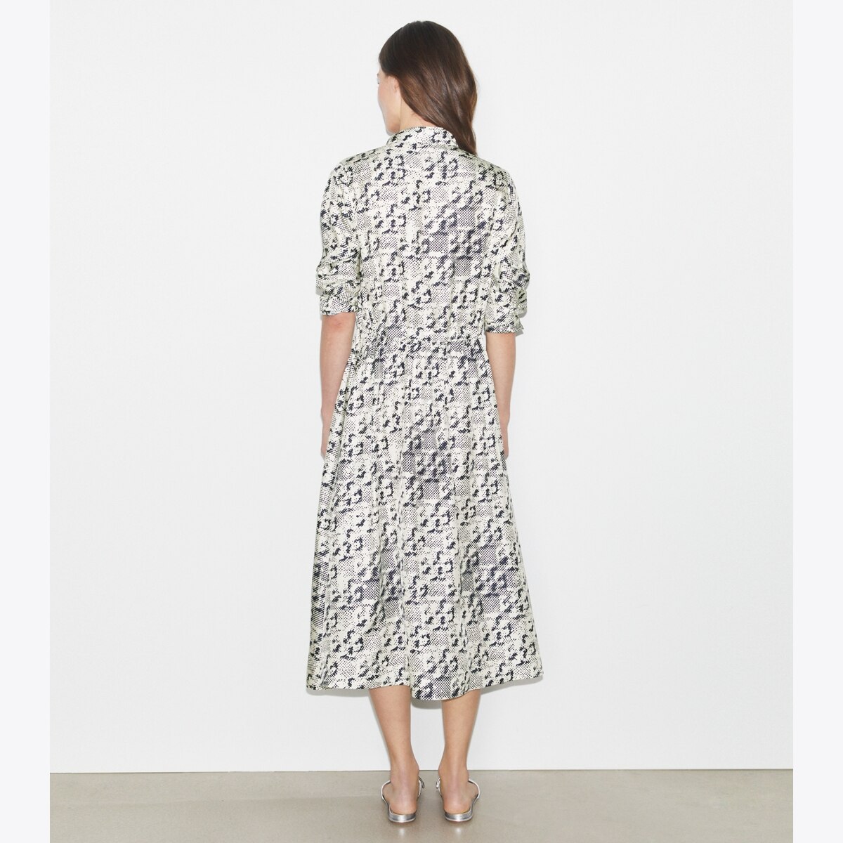 【送料関税込】Tory Burch Belted silk-trimmed wool midi dress Belted silk-trimmed wool midi dress in black - Tory Burch