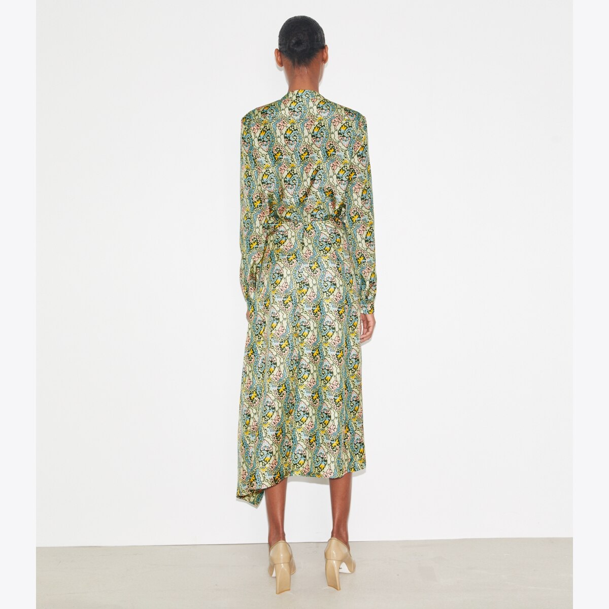 Yoli Silk wrap skirt スカート ネイビー mmCLOSET＊Yoli Silk wrap skirt - マーマーなブックス アンド