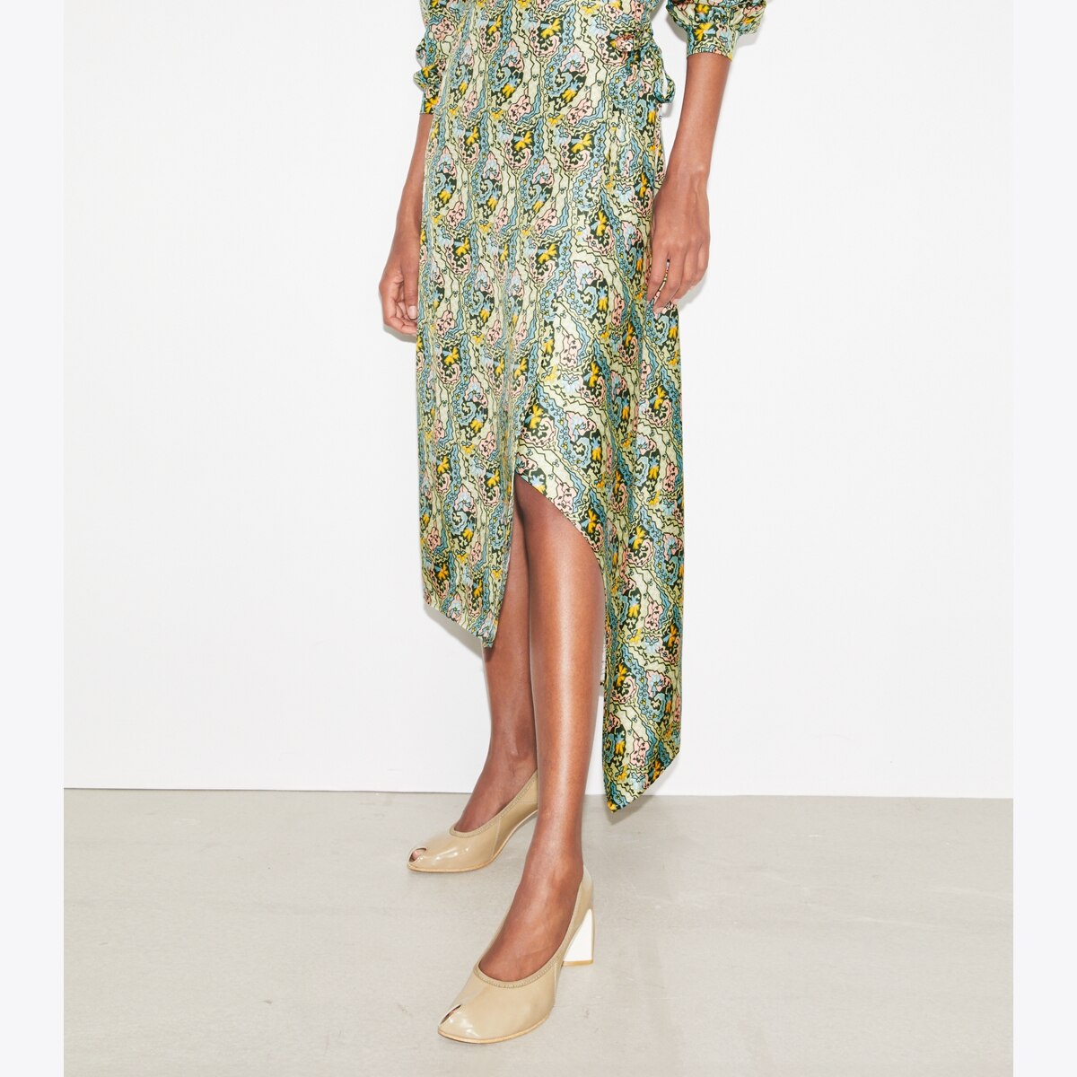 yoli◯silk tuck skirt Yoli Silk wrap skirt（Lt.gray） - マーマーなブックス アンド