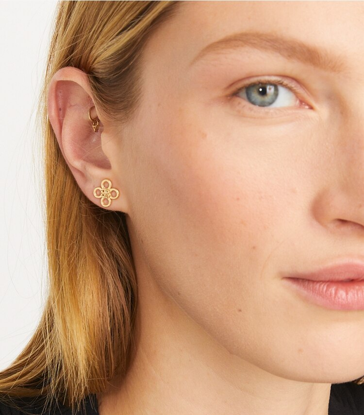 Tory Burch designer earrings Small Kira Clover Stud in Tory Gold accessory on model