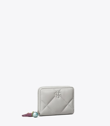 Tory Burch designer 財布 キラ ダイヤモンドキルト チャーム ジップアラウンド スモール ウォレット in Gray angle