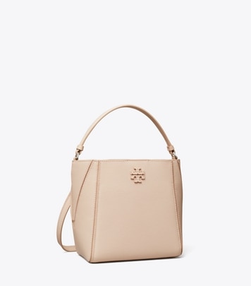 【Tory Burch】ロミー バケットバッグ Light Cream ロミー バケットバッグ: レディース クロスボディバッグ | Tory