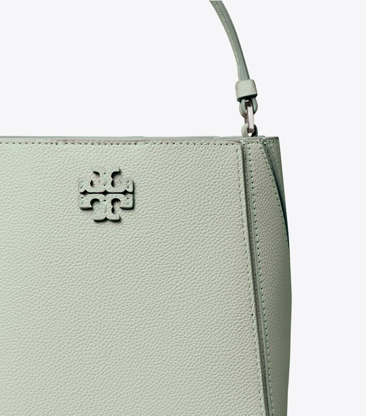 Tory Burch designer クロスボディバッグ マックグロー スモールバケットバッグ in Light Green ディテール