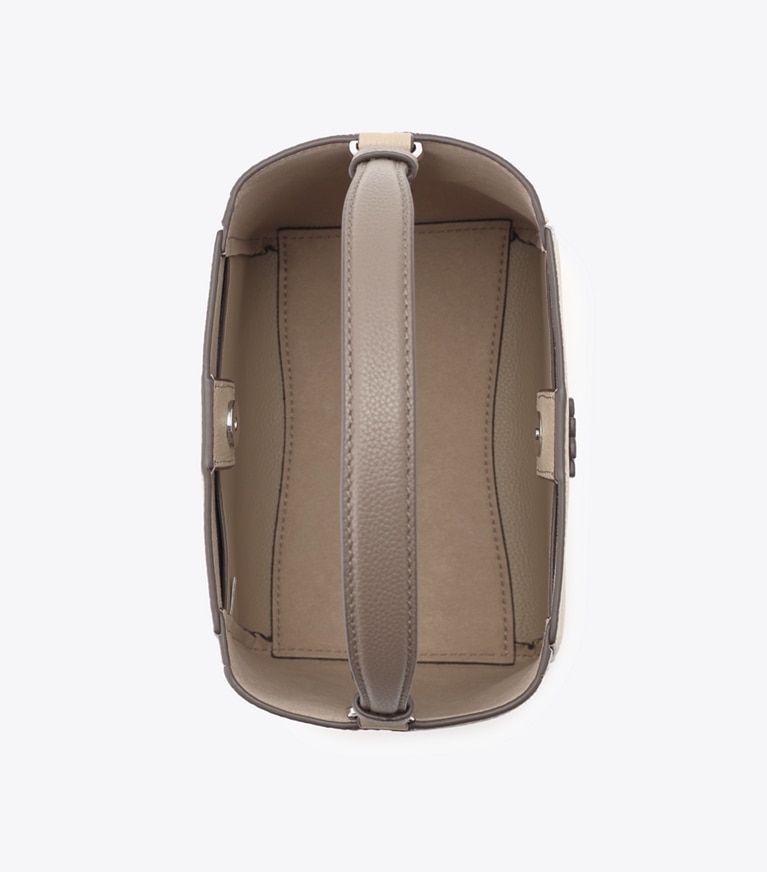 Tory Burch designer クロスボディバッグ マックグロー スモールバケットバッグ in Soft Cement / Wild Mushroom オーバーヘッド