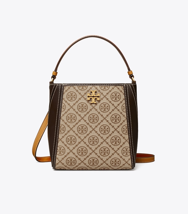 Tory Burch designer クロスボディバッグ マックグロー スモール Tモノグラム バケットバッグ in Hazelnut angle