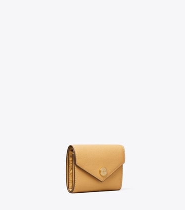 Tory Burch designer 財布 ペブル スモール エンベロープウォレット in Biscotti angle