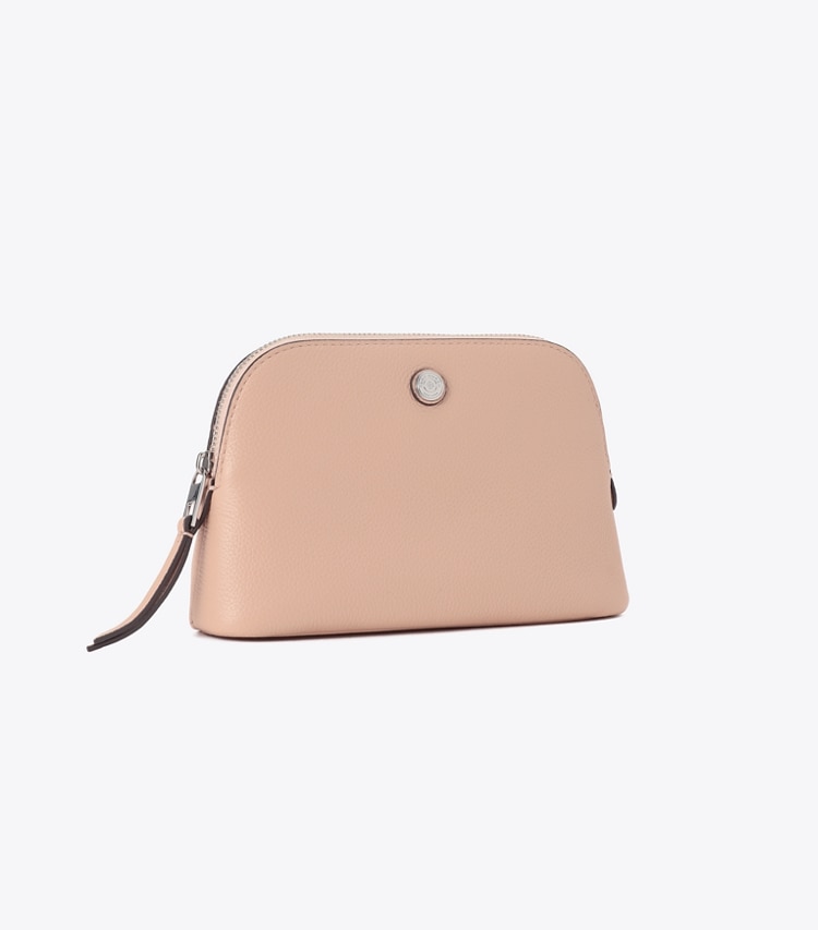 Tory Burch designer ポーチ ペブルド ドーム スモール コスメティックケース in Goan Sand angle