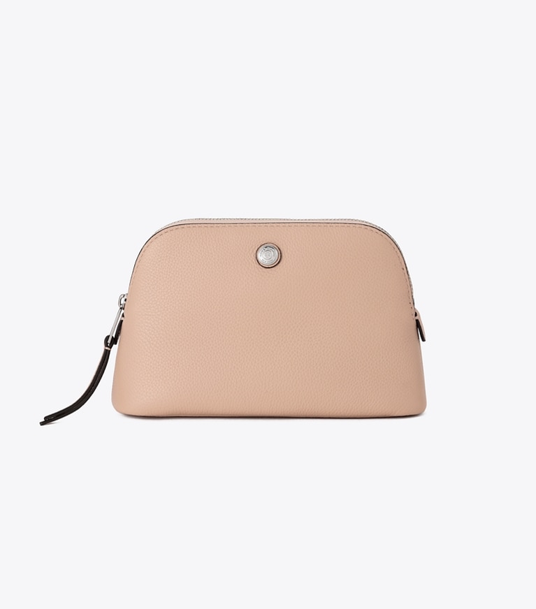 Tory Burch designer ポーチ ペブルド ドーム スモール コスメティックケース in Goan Sand angle