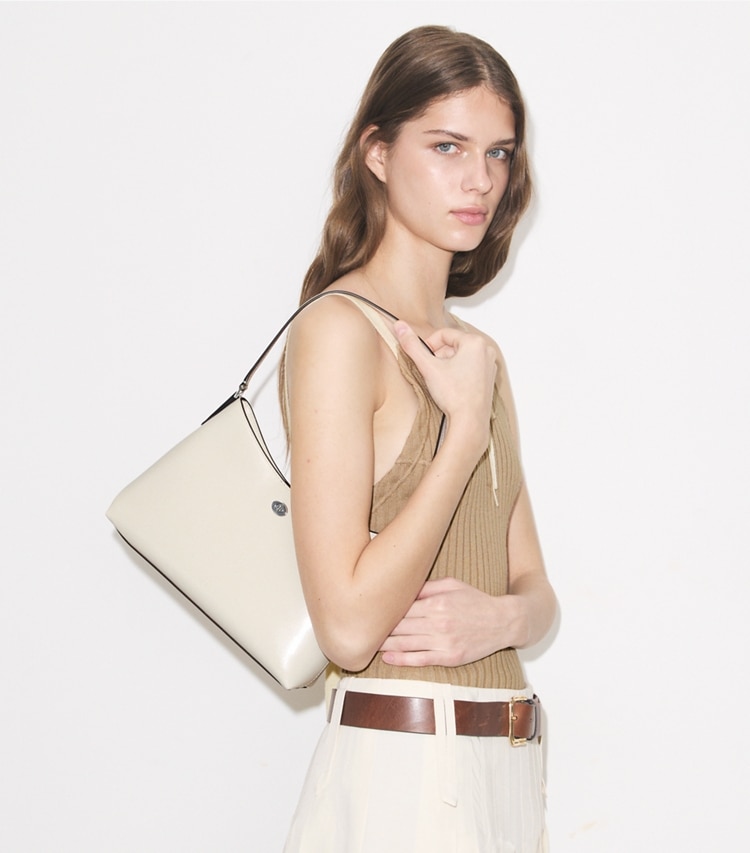 Tory Burch designer shoulder bags Small Robinson Shoulder Bag in Light Cream accessory on model
