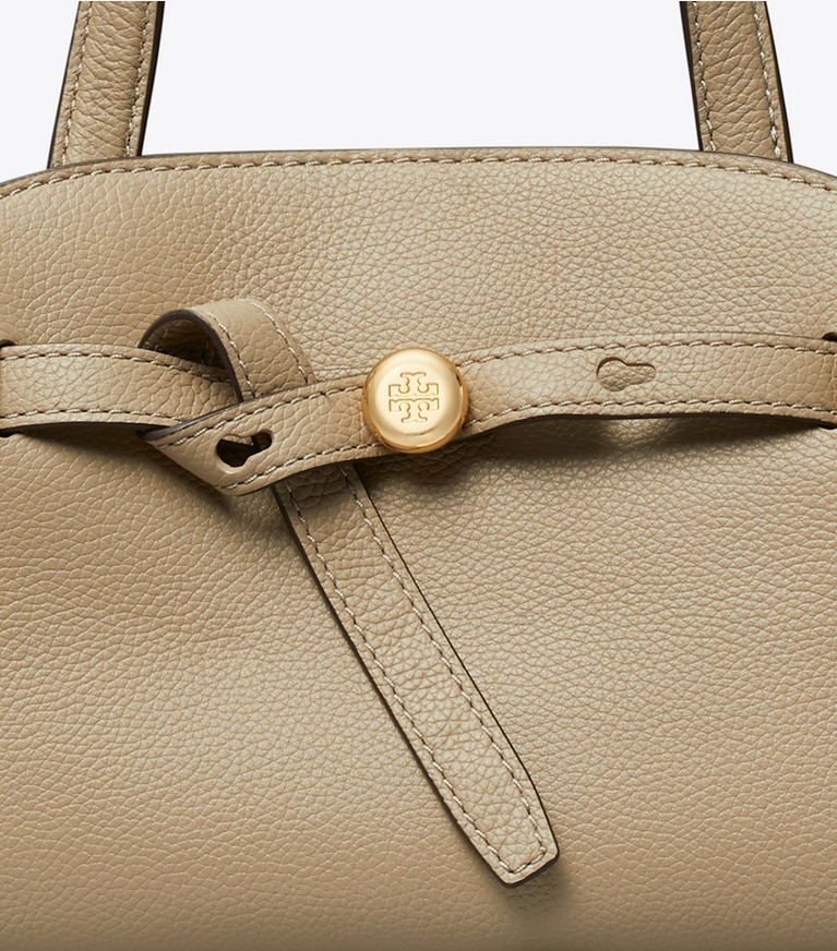 Tory Burch designer クロスボディバッグ ロミー スモール バウレット in Soft Cement ディテール