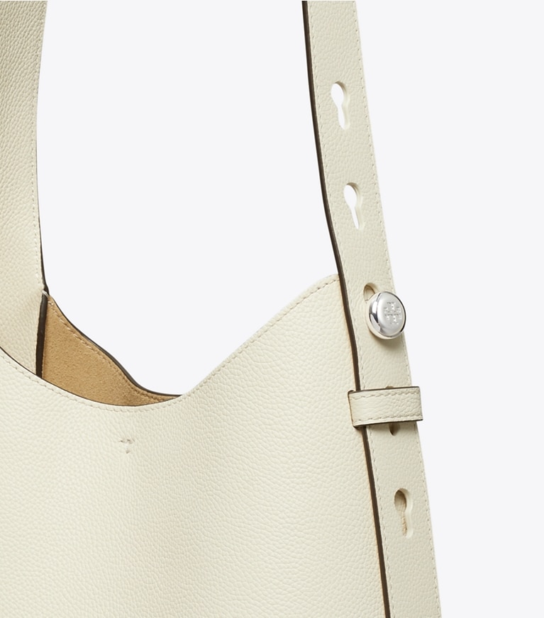 Tory Burch designer ホーボーバッグ ロミー スモール ホーボーバッグ in Light Cream angle