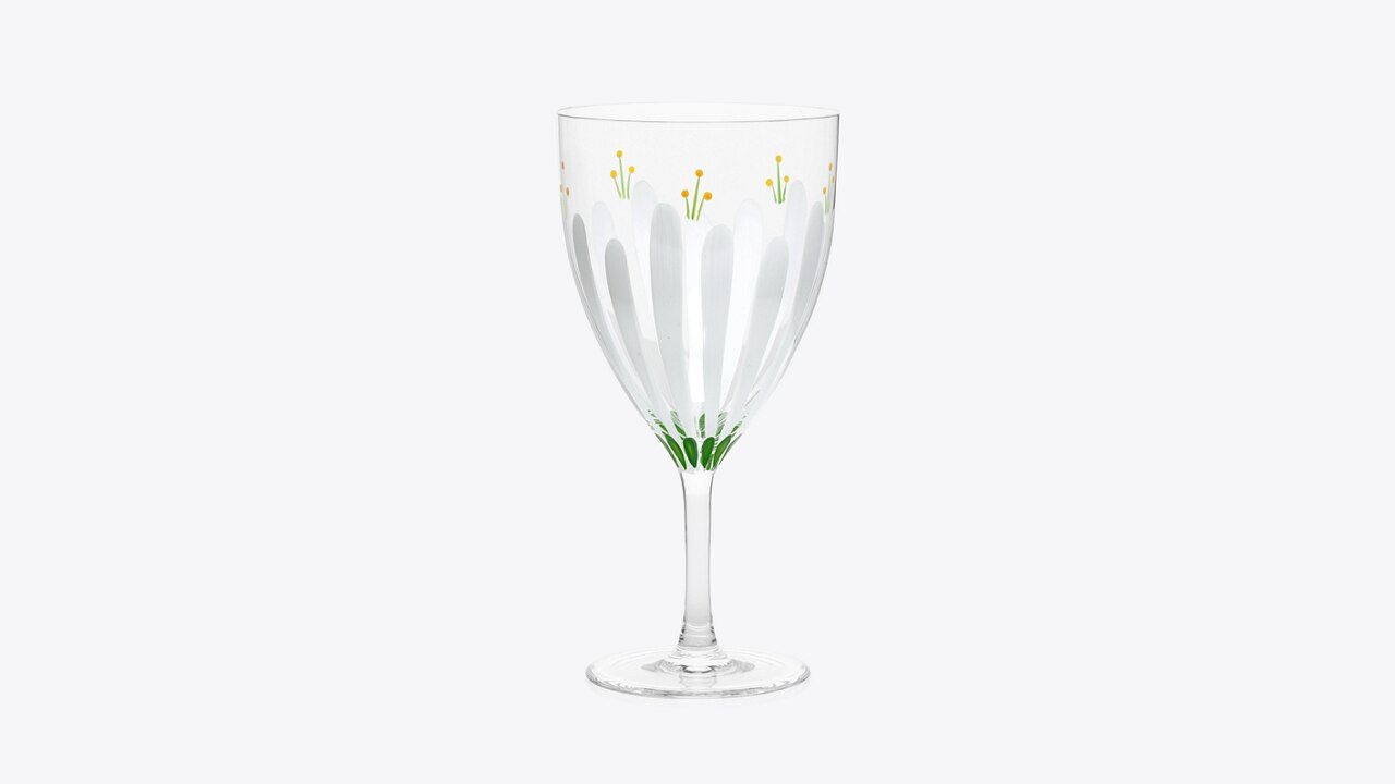 Savor spring with the Biltmore Blooms Frosted Wine Glass