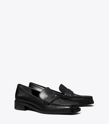 Tory Burch designer フラット スクエアトゥ ローファー in PERFECT BLACK angle