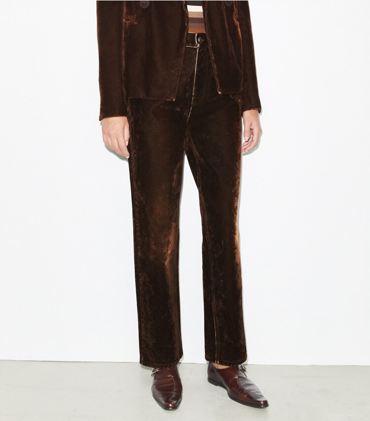 Tory Burch designer bottoms Straight-Leg Jean in Jasper Brown on model detail
