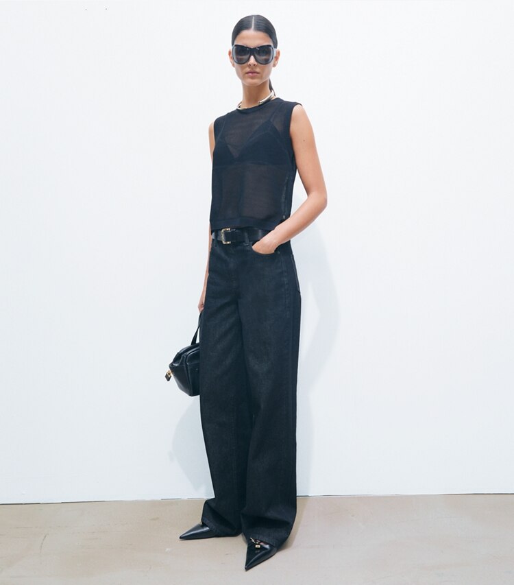 Tory Burch designer ボトムス ストレート レッグ ジーンズ in Rinse Wash Black Denim モデル前面