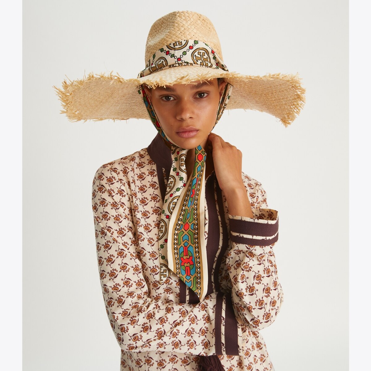 straw-hat-with-tie-accessory-