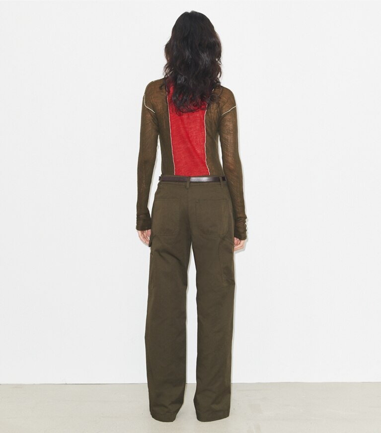 Tory Burch diseñador suéteres Suéter de lana con bloques de color en Olive / Red parte posterior en modelo