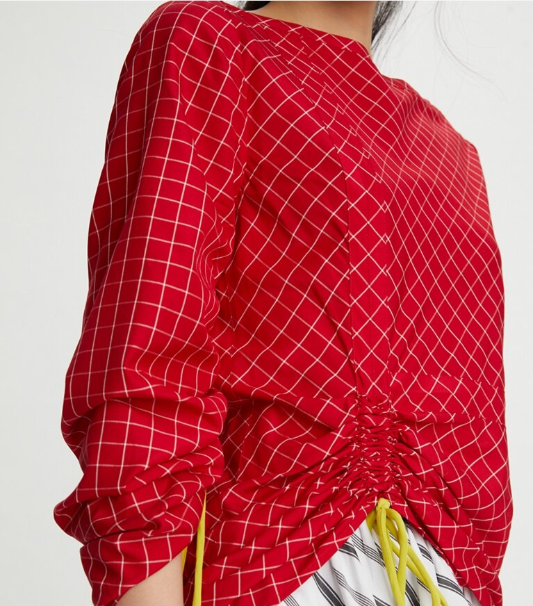 Tory Burch diseñador tops Túnica de seda de cuadros grandes en Red / White adicional en el modelo