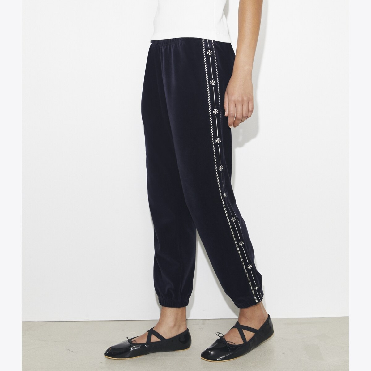 トリーバーチ　ワイドパンツ T Logo Velour Jogger: Women's Designer Bottoms | Tory Burch