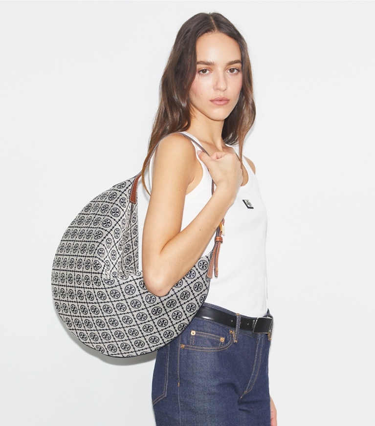 Tory Burch designer ホーボーバッグ Tモノグラム バルーンバッグ in Tory Navy angle